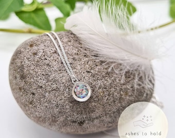 Pet Cremation Ashes Keepsake Necklace Pendant