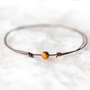 Tigers Eye Necklace, Leather Choker, Dainty Tigers Eye Choker Necklace, Beaded Tiger Eye Jewelry, Natural Stone, Minimalist Hippie Jewelry