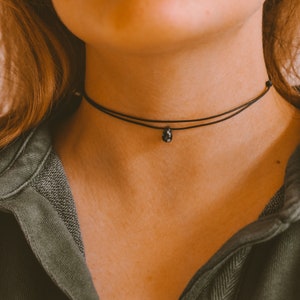 Dainty Double Layered Black Choker Necklace, Teardrop Necklace, Hippie Grunge Jewelry, Boho Necklaces for Women, Thin Cord Minimalist Choker