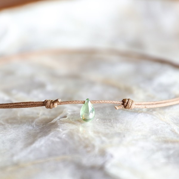 Dainty Green Crystal Teardrop Necklace, Boho Choker, Beaded Minimalist Necklace, Hippie Necklaces for Women, Indie Jewelry, Cord Choker