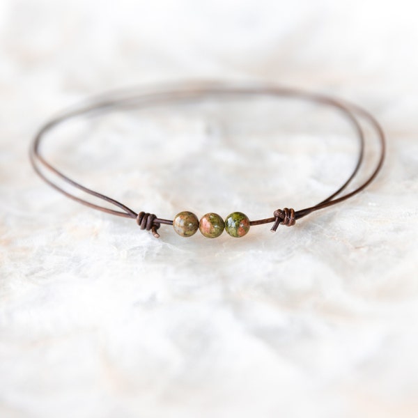 Earthy Green Unakite Necklace, Leather Choker Necklace, Boho Handmade Jewelry, Beaded Crystal Choker, Hippie Jewelry, Small Stone Necklace