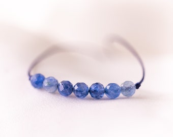 KYANITE Crystal Bracelet, Blue Beaded Bracelets for Women, Minimalist Handmade Hippie Jewelry, Dainty Gemstone Bracelet, Best friend Gift