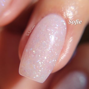 Sofie - dip powder nails, iridescent nail powder, summer dip powder, dip nails, acrylic nail powder, nail tech gifts, aurora nails, kdip