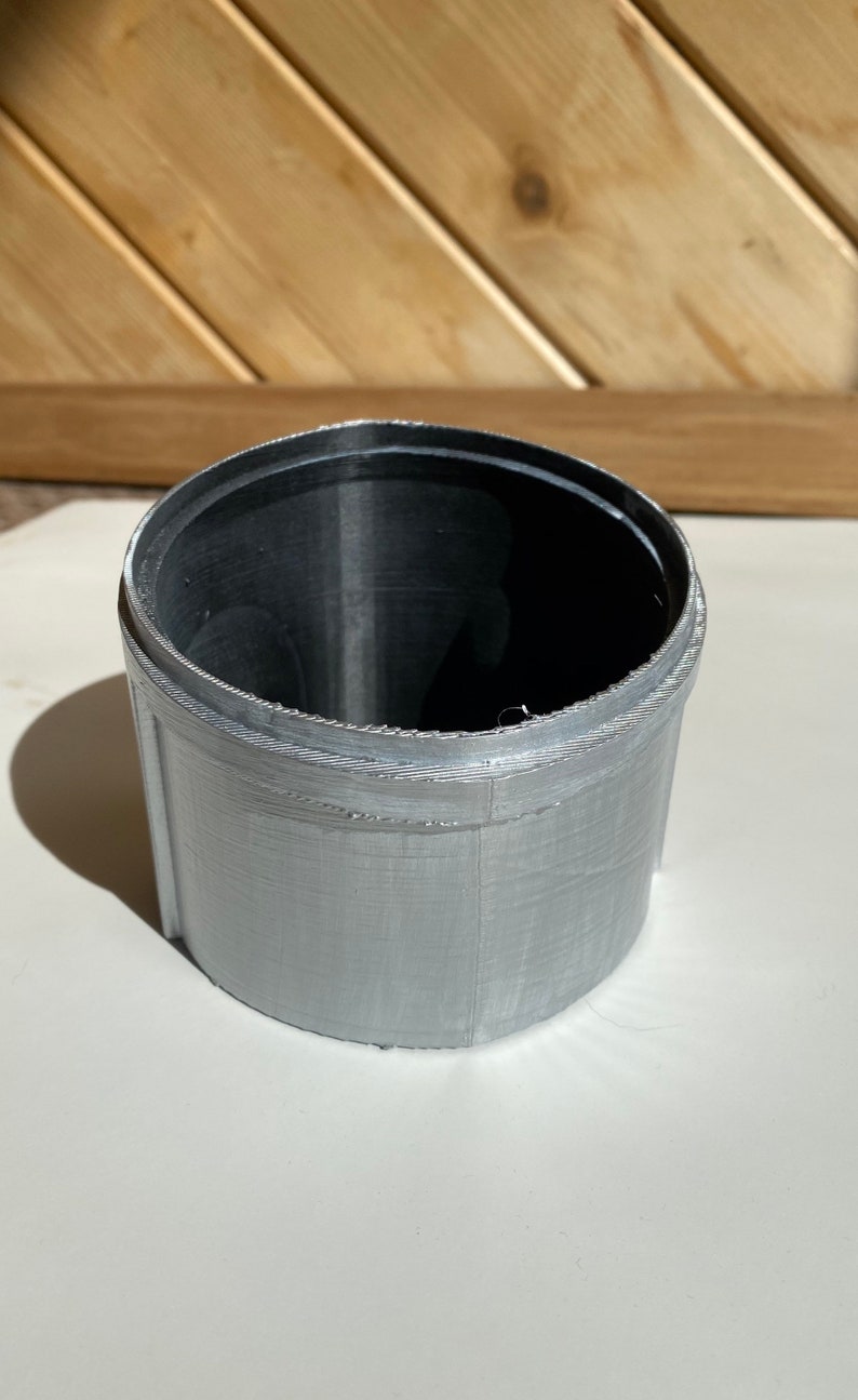 3D printed Mandalorian flower pot!