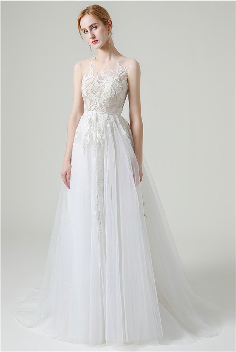 Simple White Wedding Dress Lace Appliques Bridal Dress Elegant | Etsy