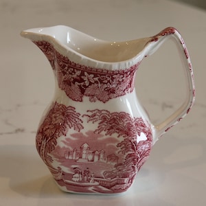 Lovely Vintage Deep Pink Mason&#39;s Ironstone &#39;Vista&#39; Jug - English Country Scenes - Vintage Table - Display - Country Cottage Decor - Gift