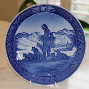 Vintage 1978 Royal Copenhagen Christmas Plate: Greenland Scenery Collectible