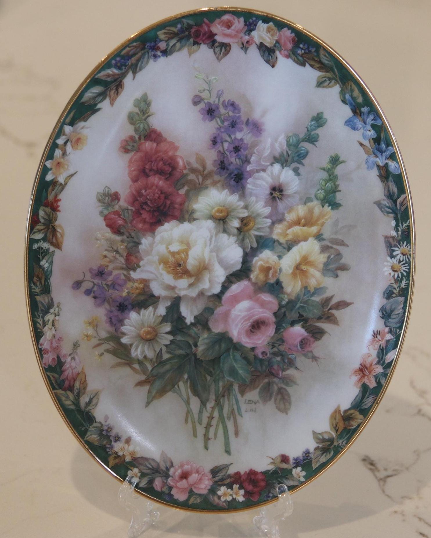 Gorgeous Vintage Lena LIU 'Remembrance' Cameo Display Plate - Bradford Exchange - Wall Art - Beautiful Floral Bouquet - Shabby Chic - Gift