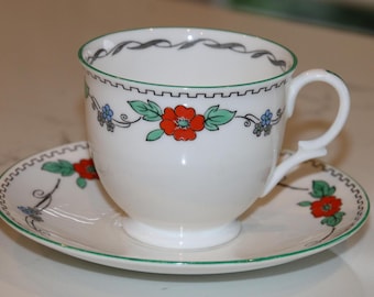 shelly ワイルドフラワー　トリオ(カップ、ソーサー、プレート)4点セット shelly ワイルドフラワー トリオ(カップ、ソーサー、プレート)4点