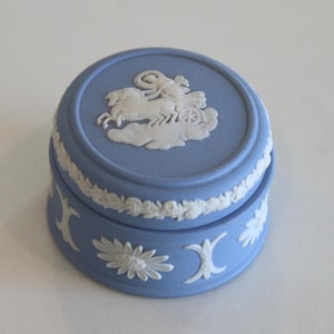 Vintage Wedgwood Pale Blue Jasperware Trinket Dish: Greek Goddess Chariot