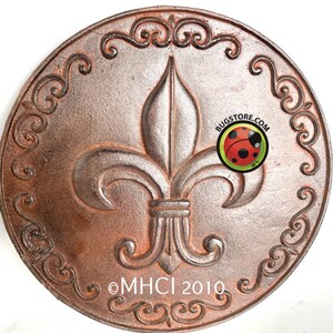 Garden stepping Stone - Fleur de lis