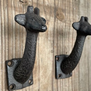 2 Pack Giraffe Hook