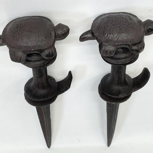 2pack Cast Turtle Iron Hose Guide