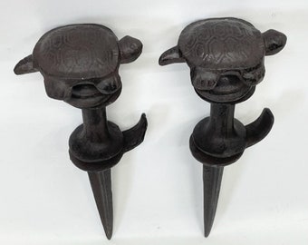 2pack Cast Turtle Iron Hose Guide