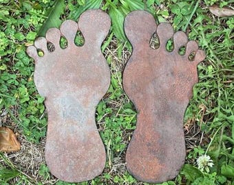 Feet garden steppingstone