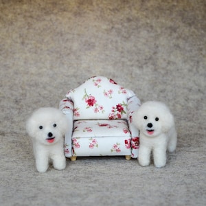 Needle felted Little Bichon Frish, Miniature, Dollhouse dog.