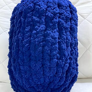 Chunky Knit Throw Pillow, Oval Shaped, Handmade Super Soft Yarn, Home Decor, Gift for Her, Gift for him, Room Decoration, Blue Pillow
