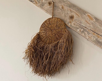 Handmade Seagrass Wall Hanging: Raffia Boho Decor