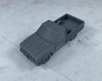 1980s Pickup Truck, Model Kit Miniature: Classic Vintage Truck Model