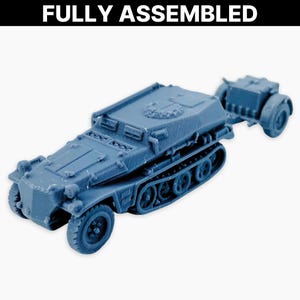 Sd.Kfz. 253 Miniature: German WWII Armored Half-Track Model