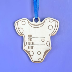 Baby Announcement, Engraved Newborn Token, Baby Socials, New Baby Gift, Couple Gift, New Mum Dad, Baby Shower