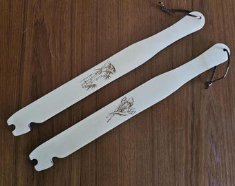 Oven Rack Push Pull Stick Bamboo Tulips