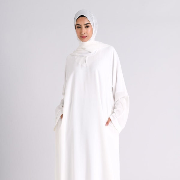 Plain White Closed Abaya with 2x Zip Pockets | Umrah Abaya | Long White Dress with Pockets | Muslim Long Dress | Prayer Dress | Summer Dress