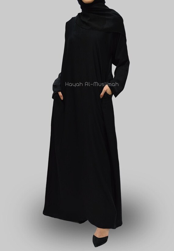 Black Abaya with 2x Zip Pockets Plain 
