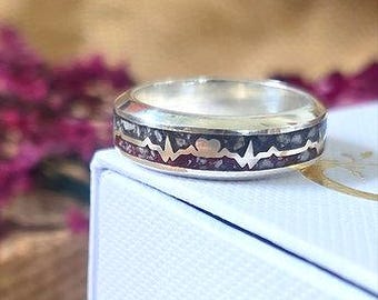 Memorial Ashes Ring | Sterling Silver Heartbeat Channel Inlay Keepsake Band | Vitalis
