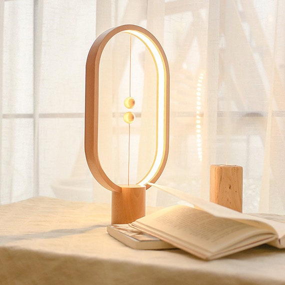 magnetic heng balance lamp