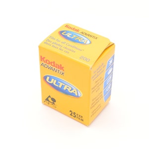 APS Film Kodak Advantix 25 Exposures OR 40 Exposures 200 Iso