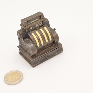 Play-me pencil sharpener made in Spain - cash register money box vintage pencil