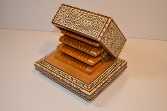wooden musical cigarette box Music Box - Cigarette Storage Ornate Marquetry - Decoration