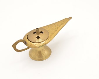 Moroccan Miniature Aladdin Style Magic Oil Lamp in Copper with Removable Cover