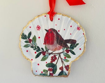 Scallop Shell Hanging Decoration, Christmas robin, Decoupage, Tree Decor
