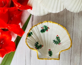 Scallop Shell Trinket Dish, Christmas Holly Design, Decoupage, Ring Dish