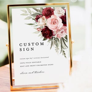 Plantilla de letrero de boda personalizado en color burdeos, letrero de decoración de mesa de recepción en rosa ruborizado, cartel floral bohemio con rosa salvia y marsala editable e imprimible