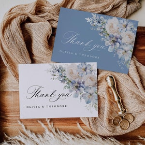 Modello di biglietto di ringraziamento per matrimonio in avorio blu polveroso, biglietto di ringraziamento floreale, segnaposto per tavolo di ringraziamento azzurro giardino elegante Boho, download
