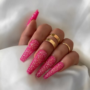 PINK GLITTER SUGAR/ Press on nails/ Pink nails/ Coffin nails/ Glitter nails/ Long nails/ Glitter/ Pink/ Valentine’s Day nails/  ***Reusable