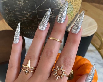 IRIDESCENT GLITTER/ Press on nails/ Glitter nails/ Stiletto nails/ Long nails/ Glue on nails/ Silver nails/ Iridescent nails/ Reusable nails