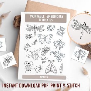 Puede incluir: Una hoja blanca con plantillas de bordado imprimibles de insectos, incluyendo una libélula, una mariposa y una abeja. La hoja está etiquetada como "Printable Embroidery Templates" e "Insects". También hay un bastidor de bordado con un diseño de libélula.