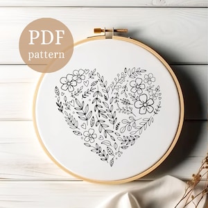 Modello PDF Modello ricamo, motivo floreale, Collezione botanica, Download digitale, Ornamento floreale, Regalo di San Valentino, Cuore per la festa della mamma