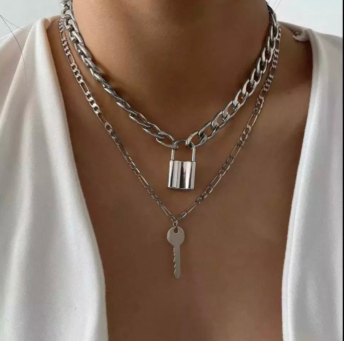 Louis vuitton shop padlock necklace silver