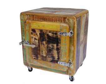 Boracay Industrial Night Stand, Drewniany stolik boczny