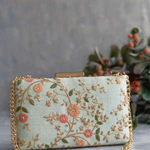 Pochette boîte nuptiale liane florale - Menthe, sac en soie floral brodé, sac à main de créateur, cadeau de mariage, cadeaux Diwali