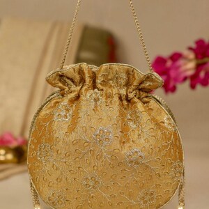 Tarang Wedding Favor Potlis - Set of 15