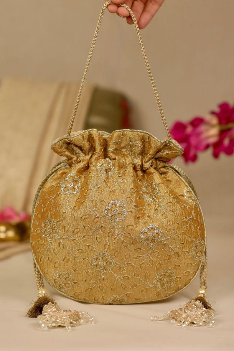 Tarang Wedding Favor Potlis - Set of 15