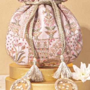 Amer pink potli , potli bag for wedding, potli clutch, Unique Embroidered Indian Bridal Potli for Weddings, baby pink bag