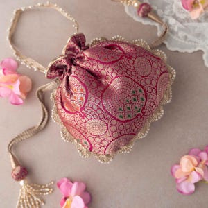 Kashi Pure Banarasi Seide Potli - Pink, banarasi Seide Tasche, Hochzeit und Jahrestag Geschenk für sie, Diwali Geschenke