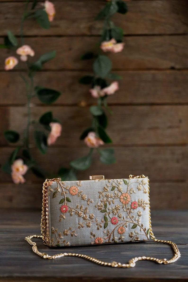 AMYRA FLORAL CREEPER BOX CLUTCH WEDDING FAVORS